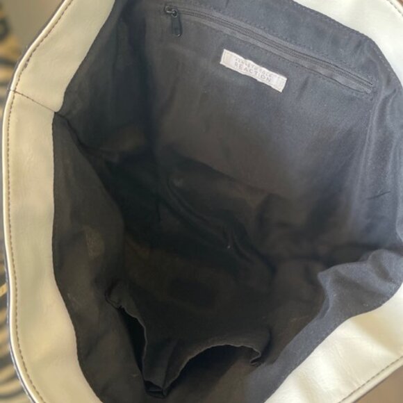 Black and white stripe tote - Picture 5 of 5